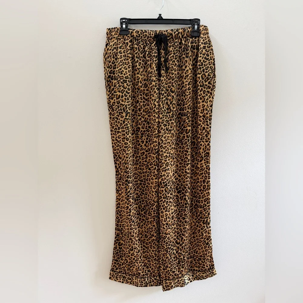 VICTORIA'S SECRET Signature Satin Long Pajama Set, Marzipan Leopard, Size Large - Picture 4 of 9